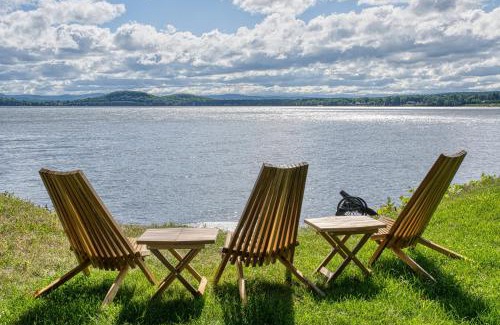 Malletts Bay House | Sunrise House on Lake Champlain