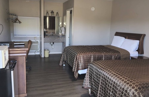 Paris Hotel | Sunrise Inn