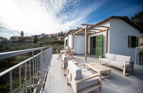 Cipressa Apartment | Sunrise