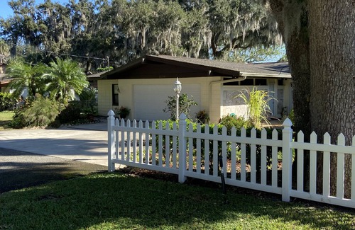 Fruitland Park House | Sunrise Serenity! Welcome Home!