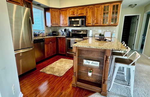 Plantations East Condo | Sunrise Vibes condo - spacious 2BR - Lewes, access to nearby community pool