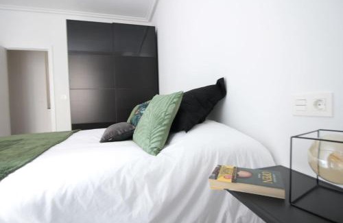 San Sebastian Centro Apartment | SunSet Bastian Apartment