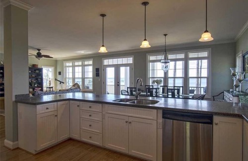 Straits House | Sunset Bay Retreat