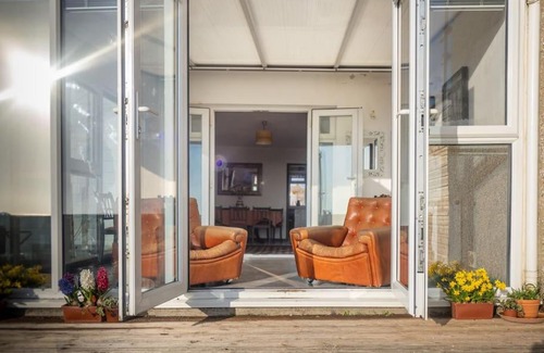 Seaford House | Sunset Beach House By Air Premier