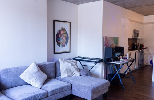 Bunker Hill Apartment | Sunset Boulevard west Hollywood