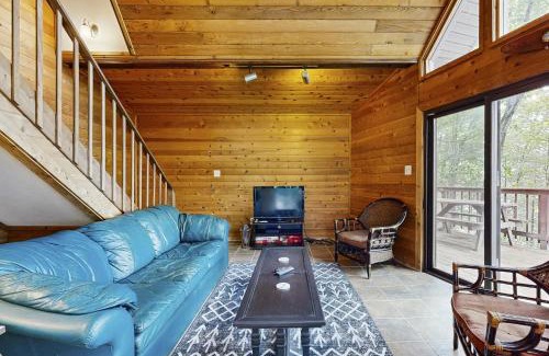 Livingston House | Sunset Chalet