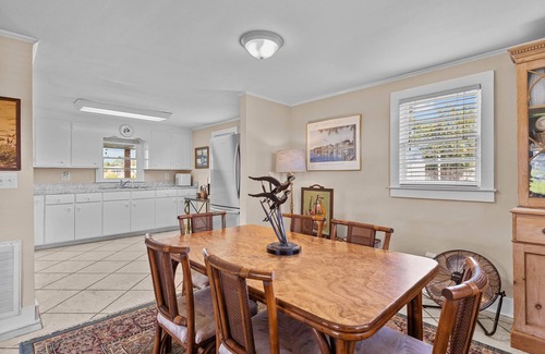 Morehead City Cottage | Sunset Cottage on Calico Creek
