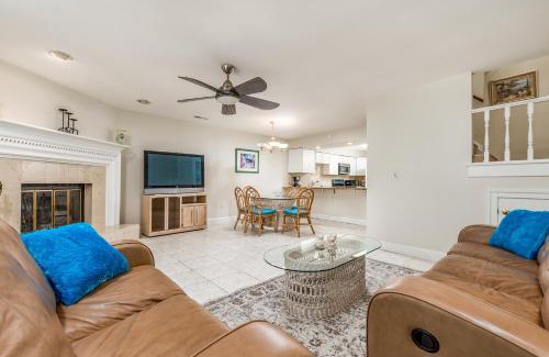 Caine Woods House | Sunset Harbour B