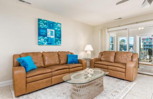 Caine Woods House | Sunset Harbour B