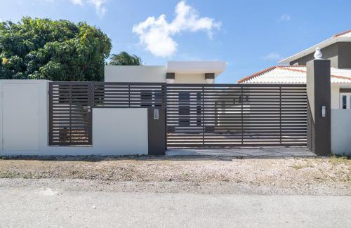 Sunset Heights Apartment | Sunset Heights Curacao