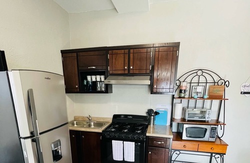 El Paso Apartment | Sunset Heights Historic 1- Bedroom Apartment