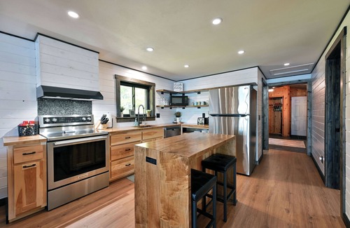 Birchwood Cabin | Sunset Hideaway - newly renovated cabin on Lake Chetac