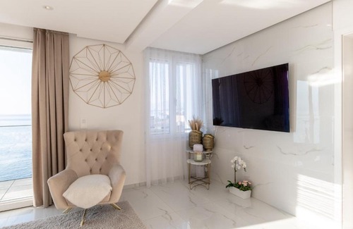 Veytaux Apartment | Sunset Home, Appartement de luxe front de lac