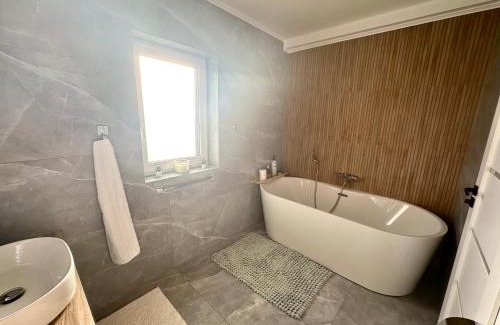 Baciu House | Sunset House spacious 3 bedrooms Baciu Cluj
