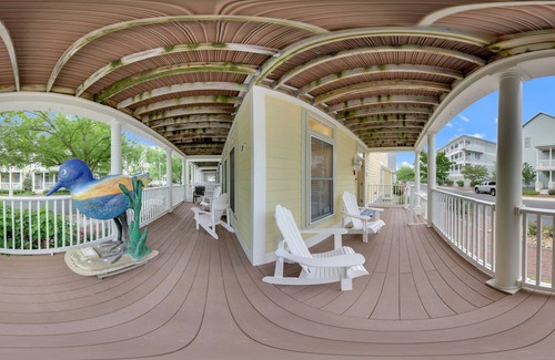 Sunset Island House | Sunset Island Beach House w/3 Large Decks, 75' TV, quick walk to amenities