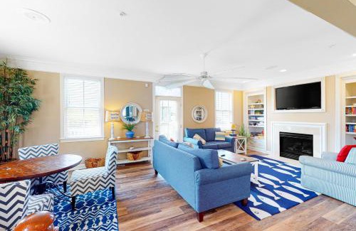 Sunset Island House | Sunset Island - Beachside Mews 1 & 2