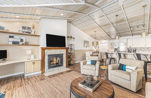 Douglas Condo | Sunset Landing: Waterfront Luxury Condo with High End Finishes Throughout