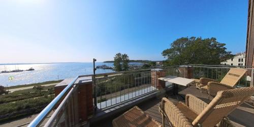 Alt Gaarz Apartment | SUNSET LOFT Rerik Meerblick Maisonettewohnung mit großem Balkon