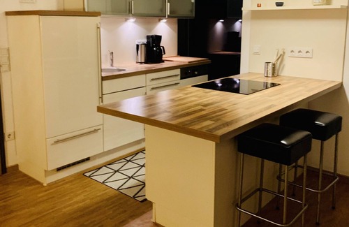 Sommerhausen Apartment | Sunset Lounge in Weinberglage