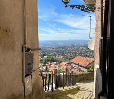 Rocca di Papa Apartment | Sunset Love