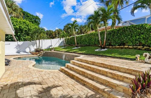 Jensen Beach House | Sunset Oasis