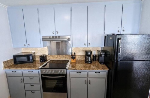 Kahaluu Bay Apartment | Sunset Oceanside Condo