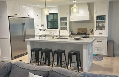 Skaneateles House | Sunset Sanctuary-Skaneateles Lakeside