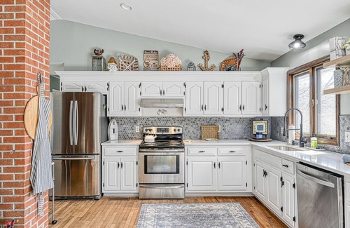 Livingston House | Sunset Shores at Lake Anna - Private, quiet oasis with your own boat launch!