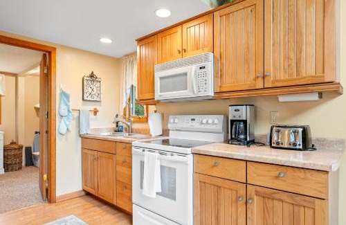 Baileys Harbor House | Sunset Shores - Chalet Cabin #3 by Simple Life Rentals