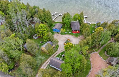Baileys Harbor House | Sunset Shores - Kangaroo Kabin #6 by Simple Life Rentals
