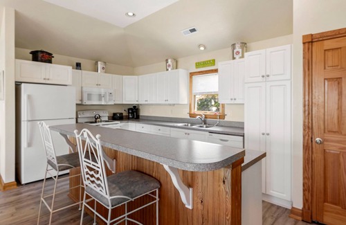 Monteray Shores House | Sunset Sound Corolla: Soundfront | Pool | Hot Tub