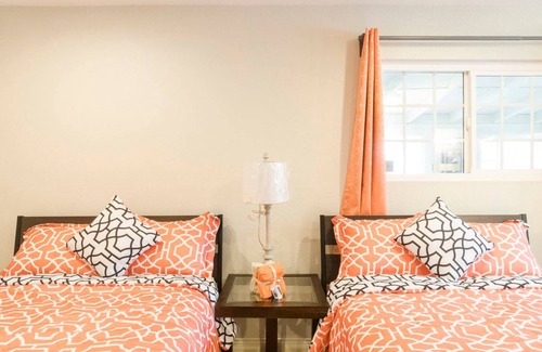 El Monte House | Sunset Studio Home w/ kitchen near DTLA