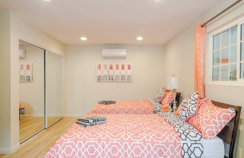 El Monte House | Sunset Studio Home w/ kitchen near DTLA