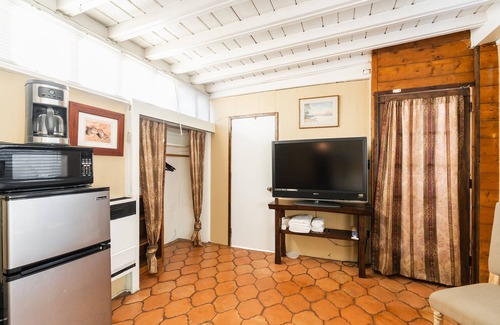 Loma Portal House | 𖤓 Sunset Studio, In The Heart Of Point Loma 𖤓