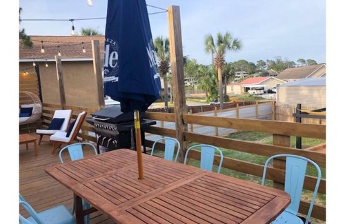 Silver Sands House | Sunset Surf House-5bdrm-12beds-sleeps14-wlk to bch