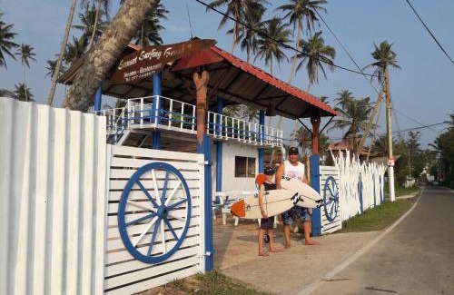 Matara House | Sunset Surfing Beach Resort