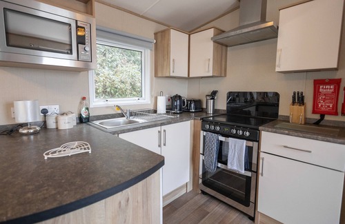 Mudeford House | Sunset View - a 3 bedroom holiday home on the popular Hoburne Park, Mudeford.
