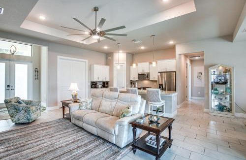 Punta Gorda House | Sunset Views and Dock Canal-Front Punta Gorda Home!