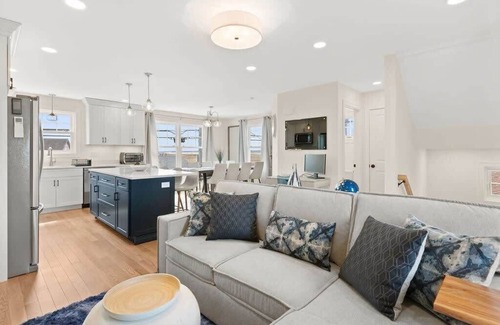 Hampton House | Sunset Views | Fireplace | Marsh Views | Laundry