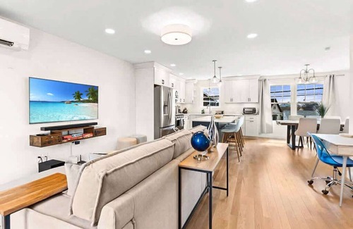 Hampton House | Sunset Views | Fireplace | Marsh Views | Laundry