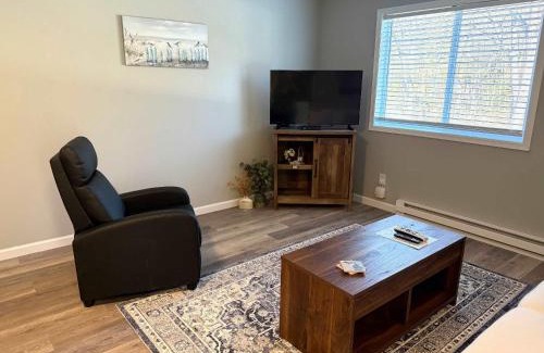 Bridgman House | Sunset Villa B8