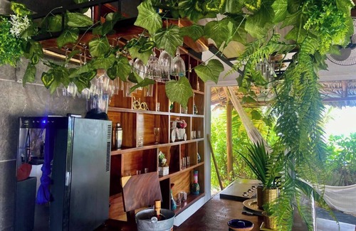 Puerto Escondido House | Sunset Villa is just 60 meters from the beach and 10 minutes from the airport.