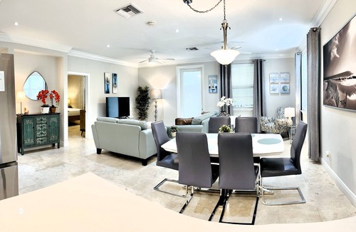 Palm Cay Villa | Sunset Villa in Exclusive Palm Cay Beachfront Resort- A Retreat w/Pool Access