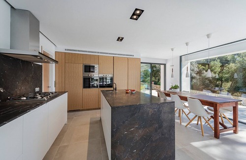 Alcudia Villa | Sunset Villa Views - Luxurous villa with view on the Alcudia Bay