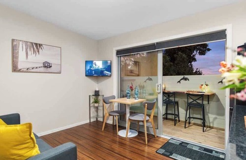Papamoa Beach House | Sunset Vista Couples Retreat