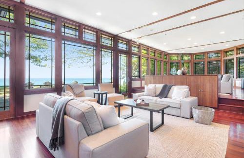 New Buffalo House | Sunset Vista