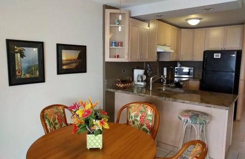 Historic Kailua Village House | Sunsets and Tradewindsnn