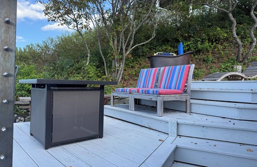 Baiting Hollow Cottage | Sunsets over Long Island Sound nPeaceful retreat on the North Shore