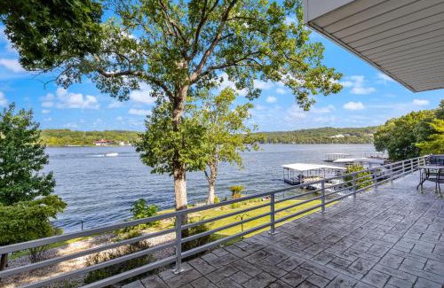 Osage Beach House | Sunsets over Paradise