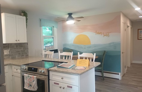Narragansett House | Sunsets, Surf and Serenity at Sandpiper Cottage!